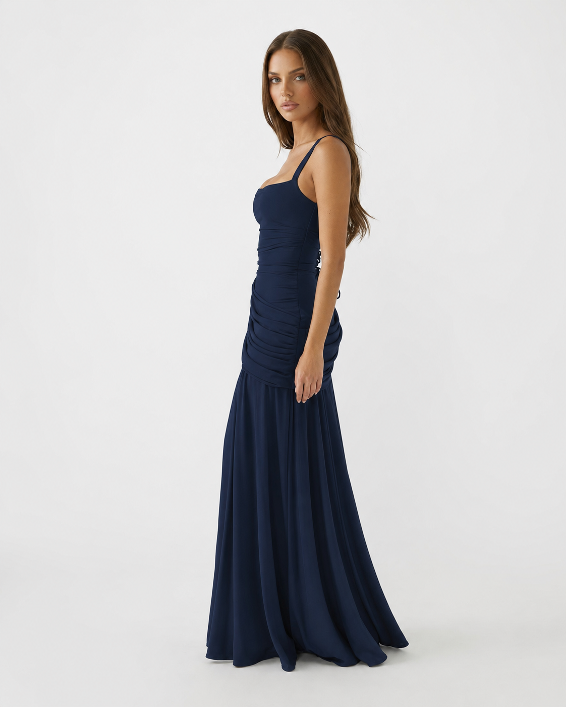 Aina | Robe longue à encolure carrée froncée