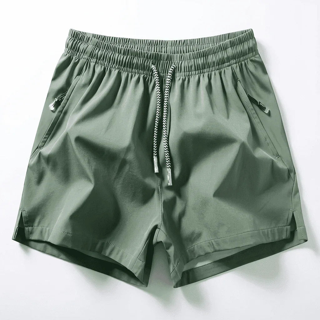Short de sport Ethan™ confectionné dans un tissu hautement mobile, à séchage rapide et ultra-extensible