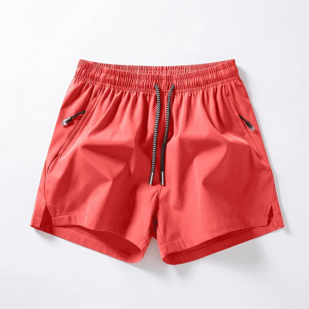 Short de sport Ethan™ confectionné dans un tissu hautement mobile, à séchage rapide et ultra-extensible