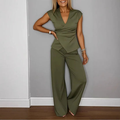 Ensemble Valerisse™ avec chemisier cache-cœur et pantalon palazzo