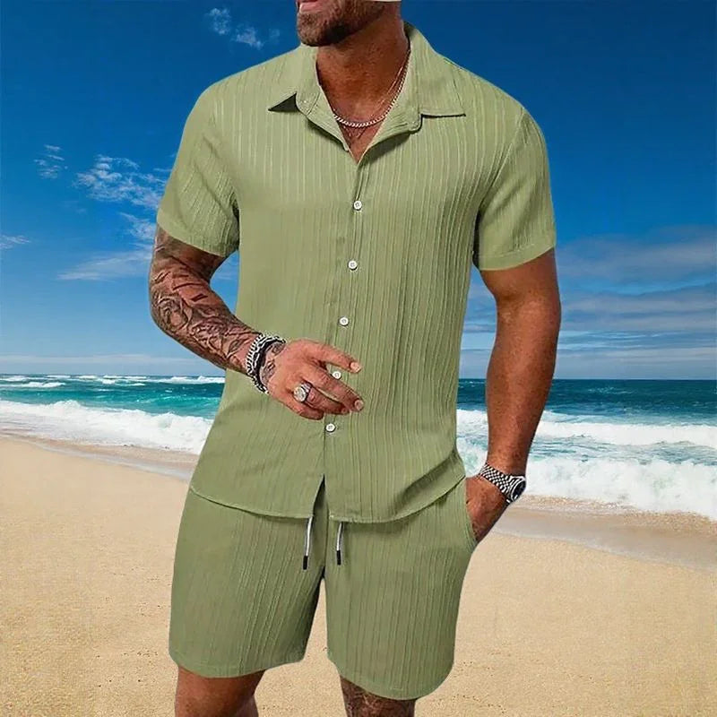 Ensemble Gael™ en soie glacée avec t-shirt à manches courtes et short réglable
