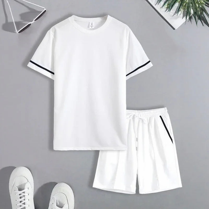 Ensemble Nexor™ avec détails contrastants et un style sport décontracté